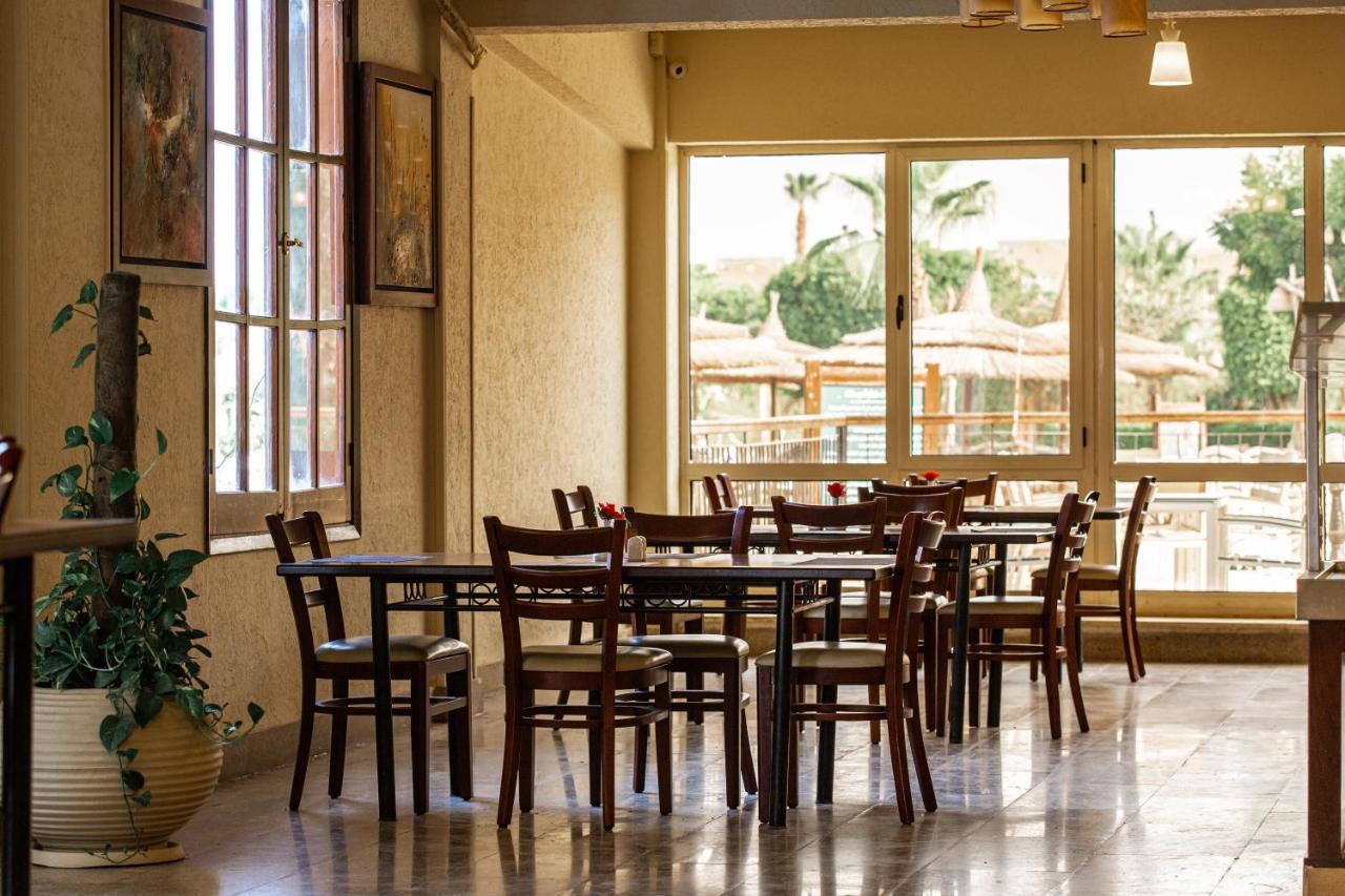 Marina Wadi Degla Hotel Ain Sukhna Exterior photo