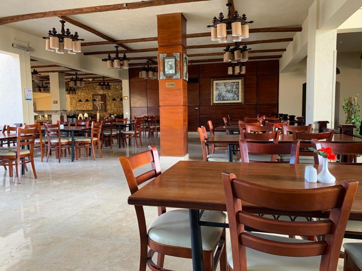 Marina Wadi Degla Hotel Ain Sukhna Exterior photo