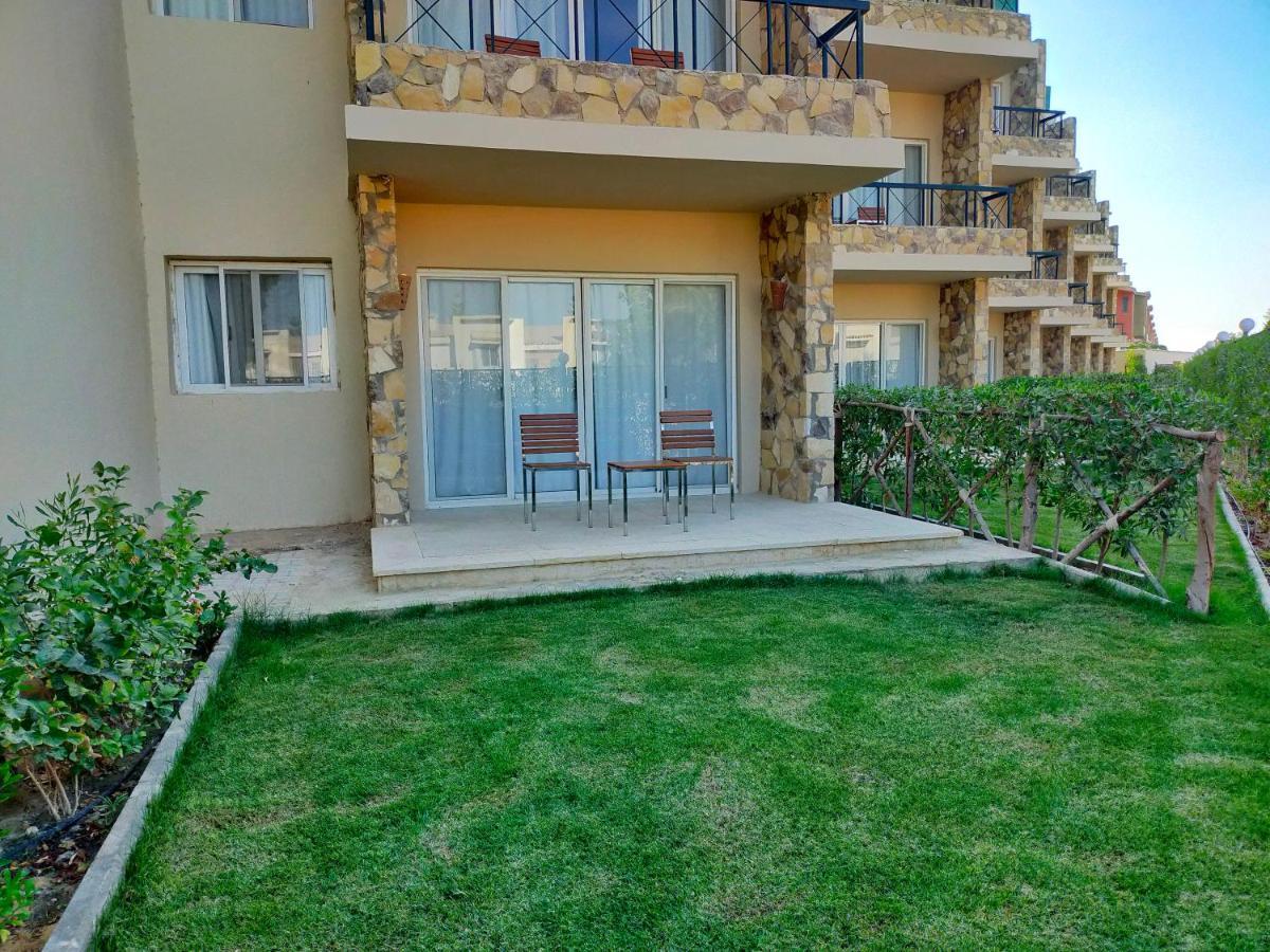 Marina Wadi Degla Hotel Ain Sukhna Exterior photo