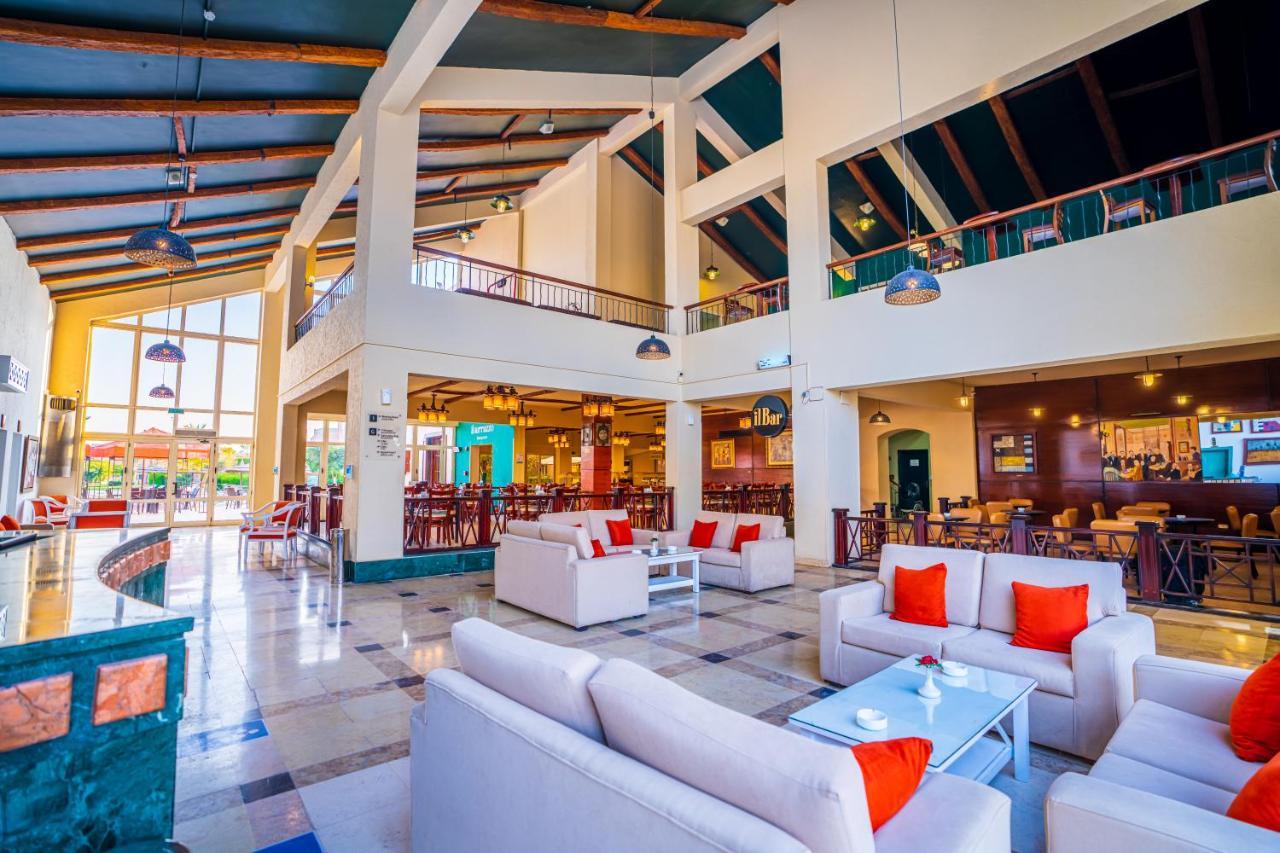 Marina Wadi Degla Hotel Ain Sukhna Exterior photo